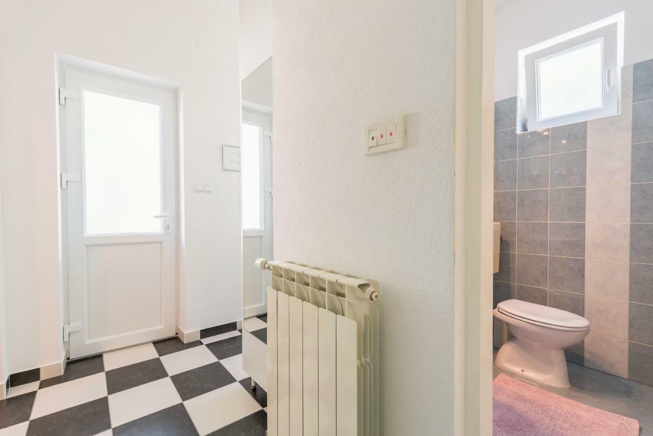 Cozy New Flat For 2 Or 3 Apartment Hvar Town Exterior photo